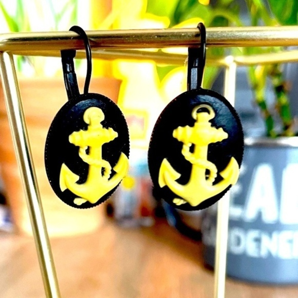 Handmade Black and Yellow Anchor Cameo Lever Back Earrings, New, Unworn